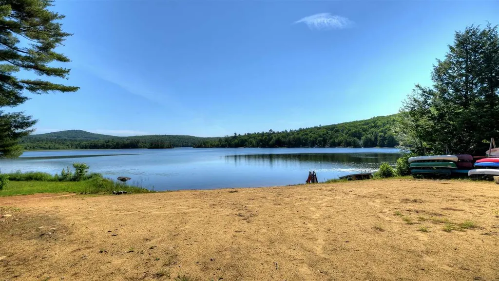 15 Ridgewood Drive Gilmanton NH 03237