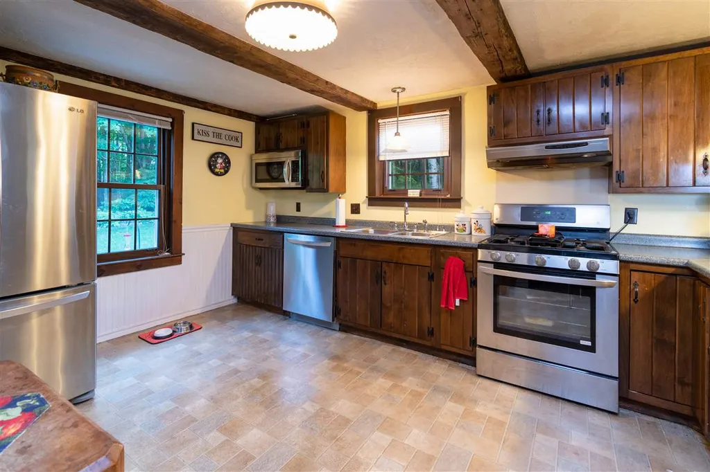 20 Highland Street Meredith NH 03253