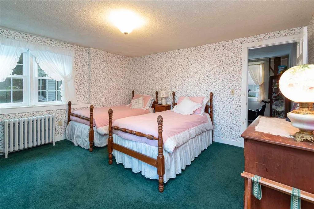 20 Highland Street Meredith NH 03253