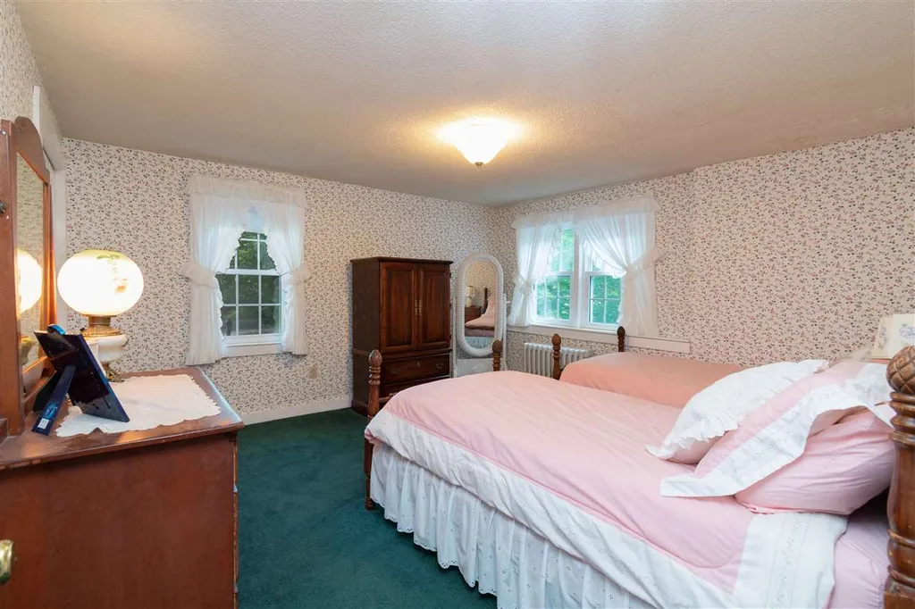 20 Highland Street Meredith NH 03253