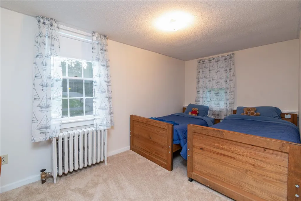 20 Highland Street Meredith NH 03253