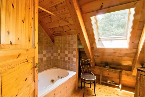 643 Campbell Road Bethel VT 05032