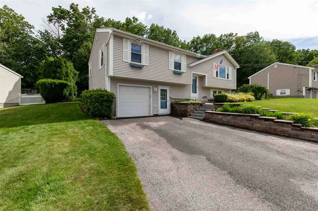 187 Patricia Lane Manchester NH 03104