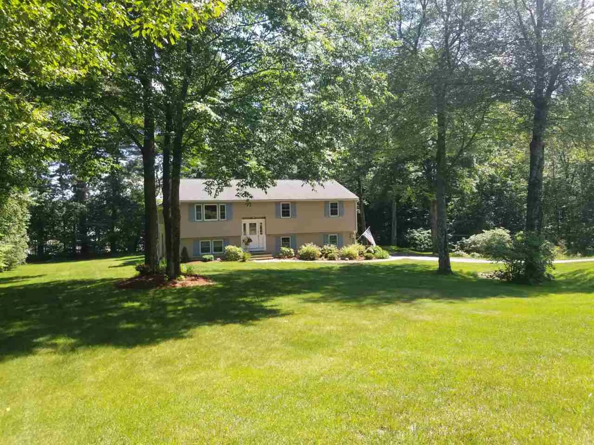 12 Marty Drive Merrimack NH 03054