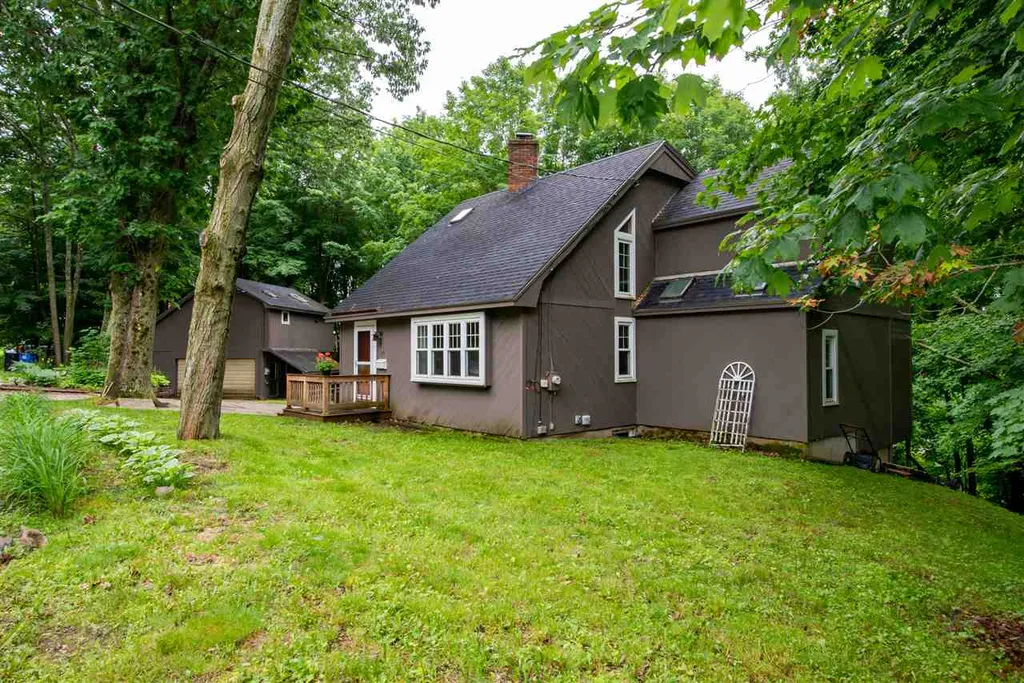 24 Academy Street South Berwick ME 03908