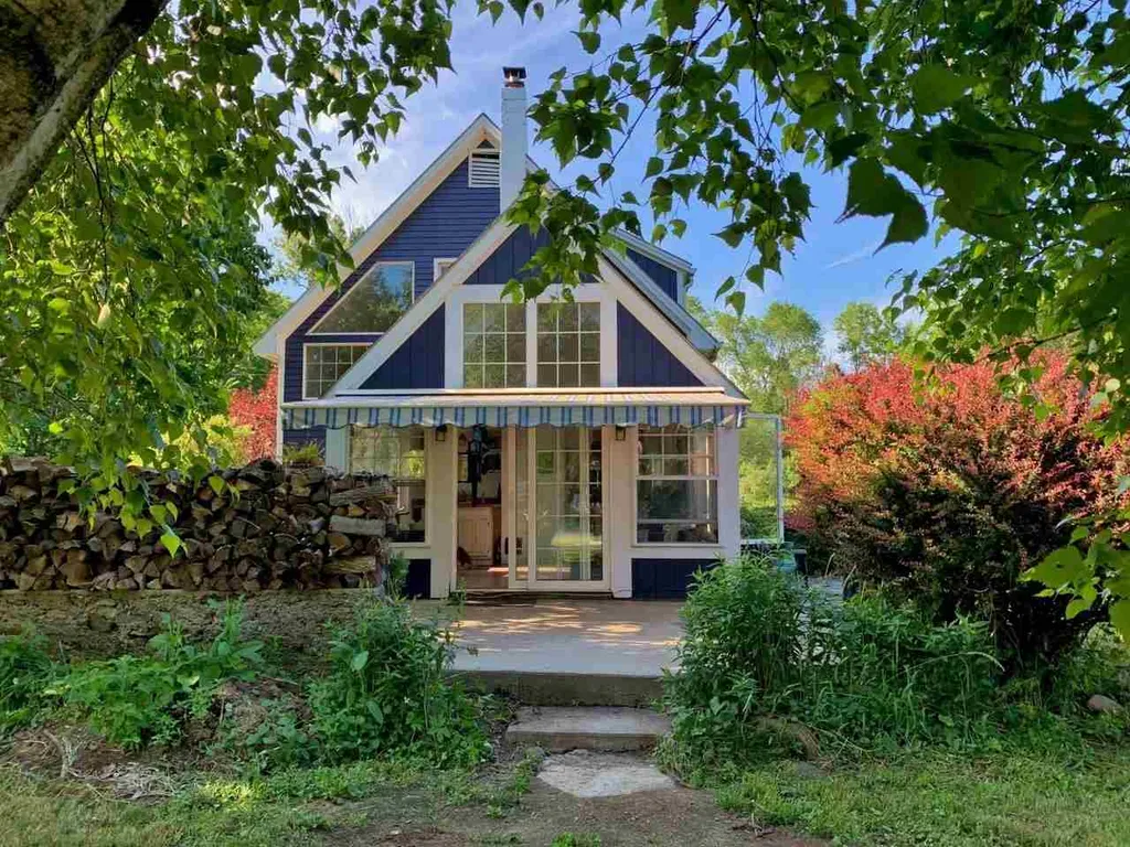 359 South Street South Hero VT 05486