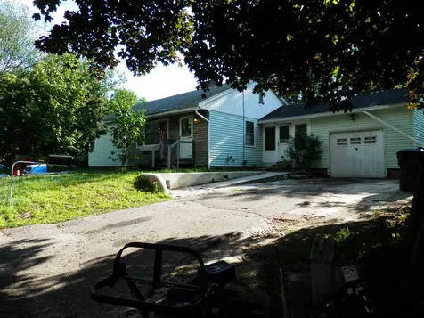 144 Elton Avenue Manchester NH 03109