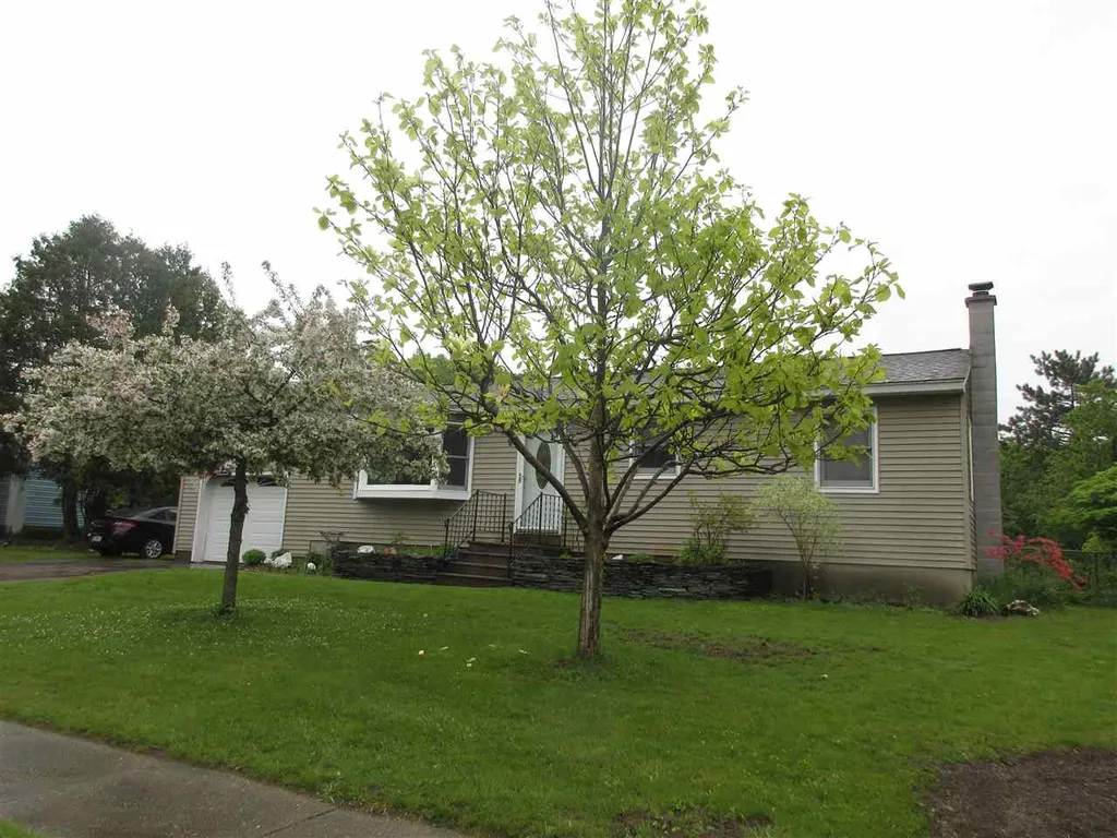 9 Colbert Street Essex VT 05452