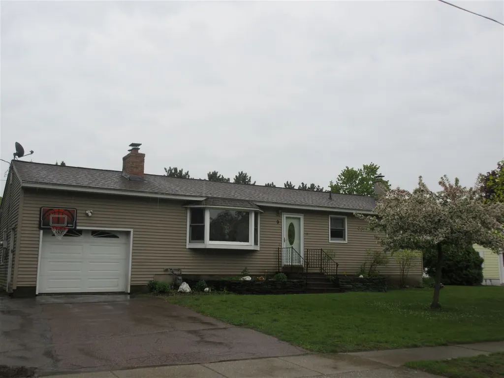 9 Colbert Street Essex VT 05452