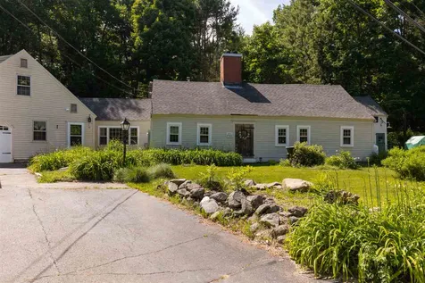 93 Packers Falls Road Durham NH 03824