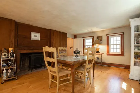 93 Packers Falls Road Durham NH 03824