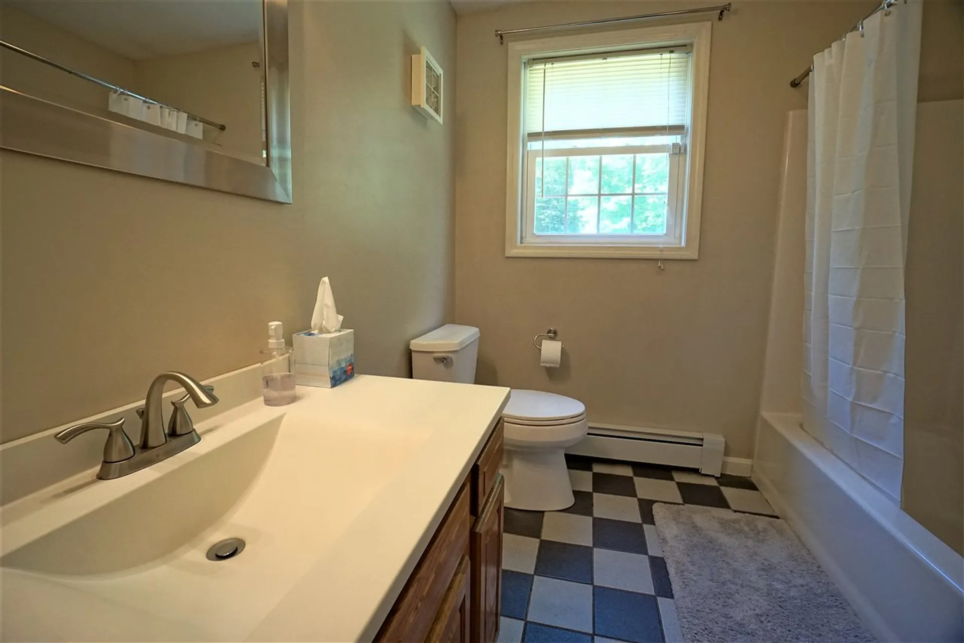 607 Old Candia Road Candia NH 03034