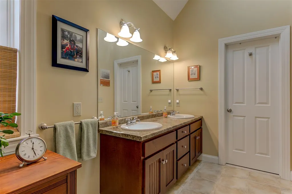53 Nason Road Sugar Hill NH 03586