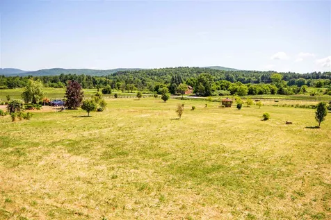 2627 East Road Colchester VT 05446
