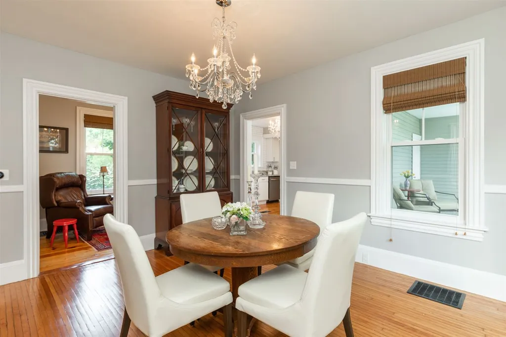 16 Central Avenue Kittery ME 03904