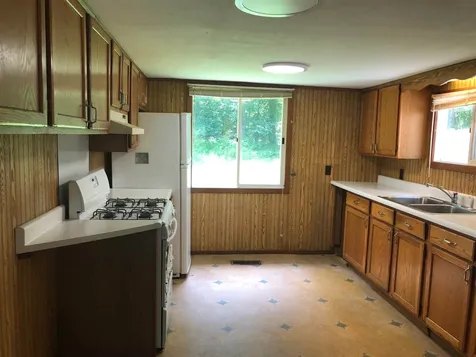 85 Bradford Road Sunapee NH 03782