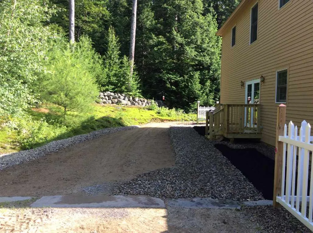 182 Mountain View Road Alexandria NH 03222
