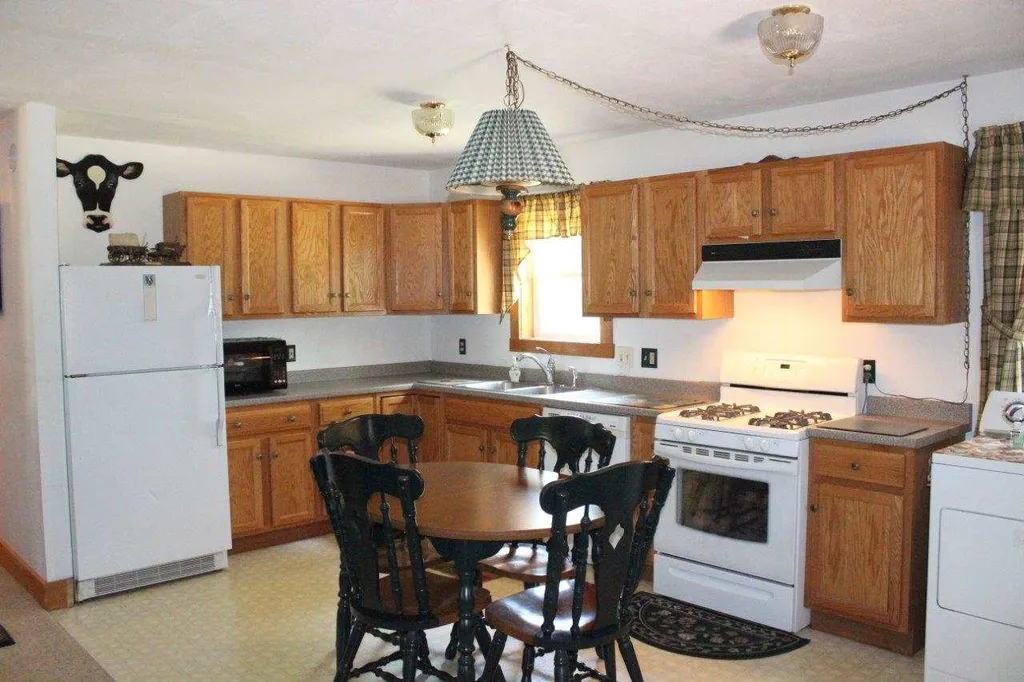 158 Ryefield Road Effingham NH 03882