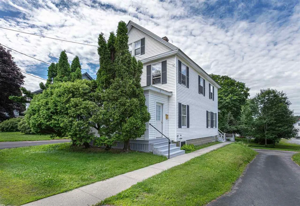 81 Laurel Street Newport NH 03773