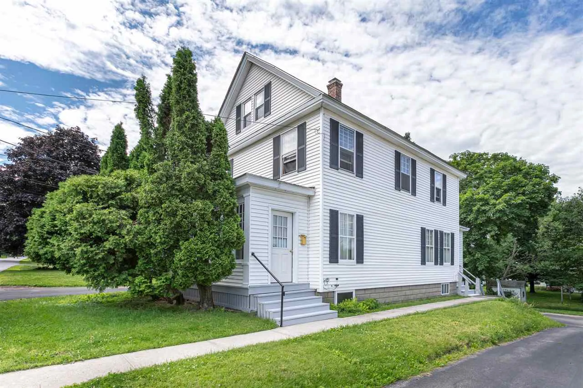 81 Laurel Street Newport NH 03773