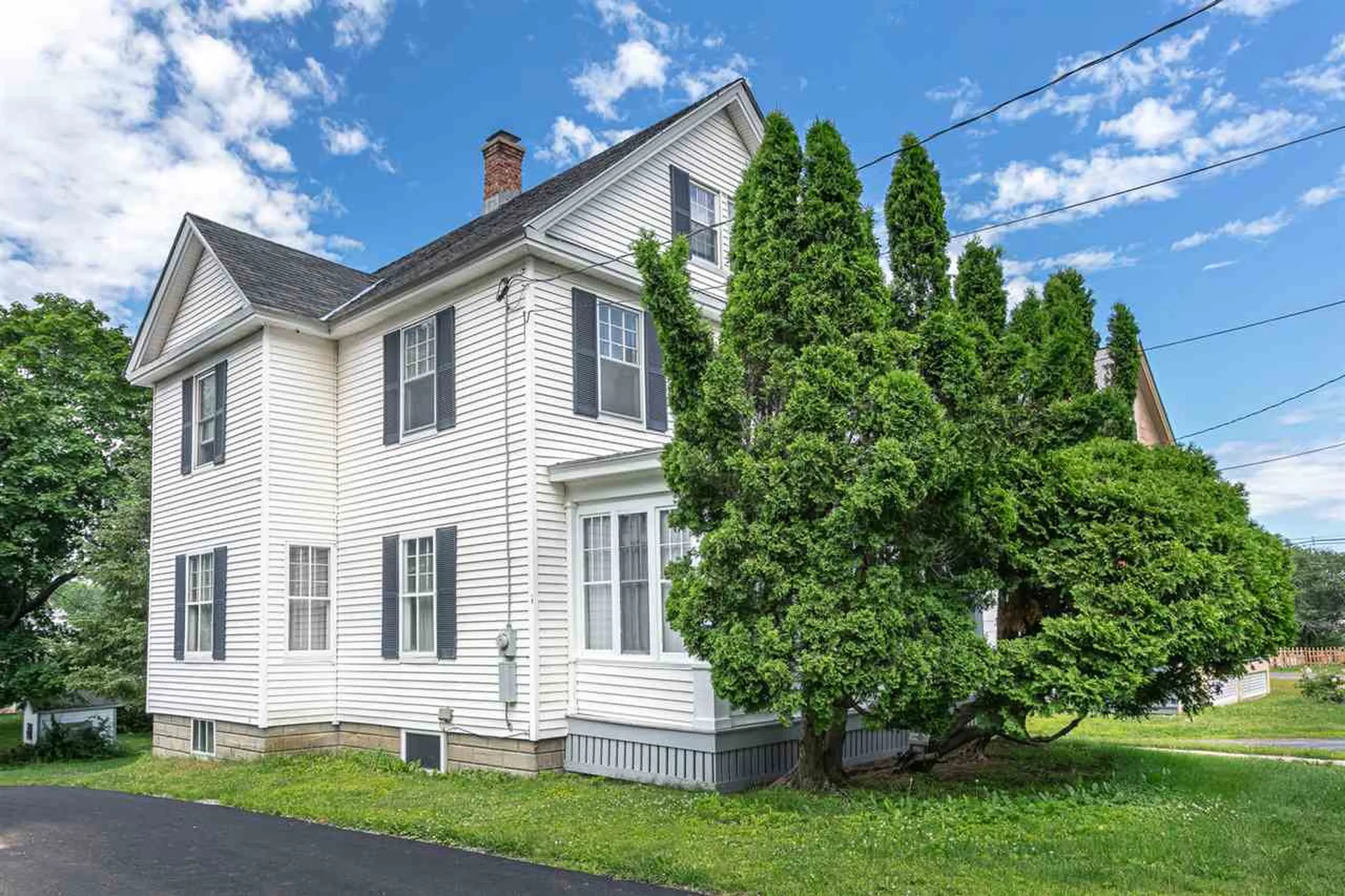 81 Laurel Street Newport NH 03773