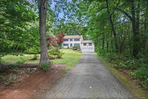 12 Shelly Drive Pelham NH 03076