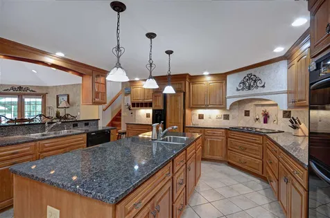 20 Gallant Drive Hampstead NH 03841
