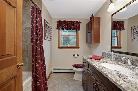 20 Gallant Drive Hampstead NH 03841