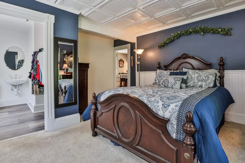 87 Maple Street Wilton NH 03086