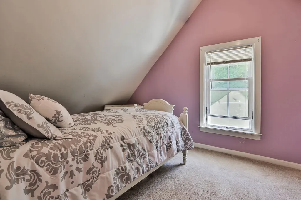 87 Maple Street Wilton NH 03086