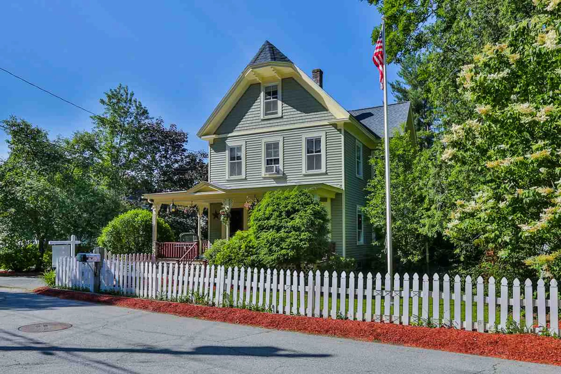 87 Maple Street Wilton NH 03086