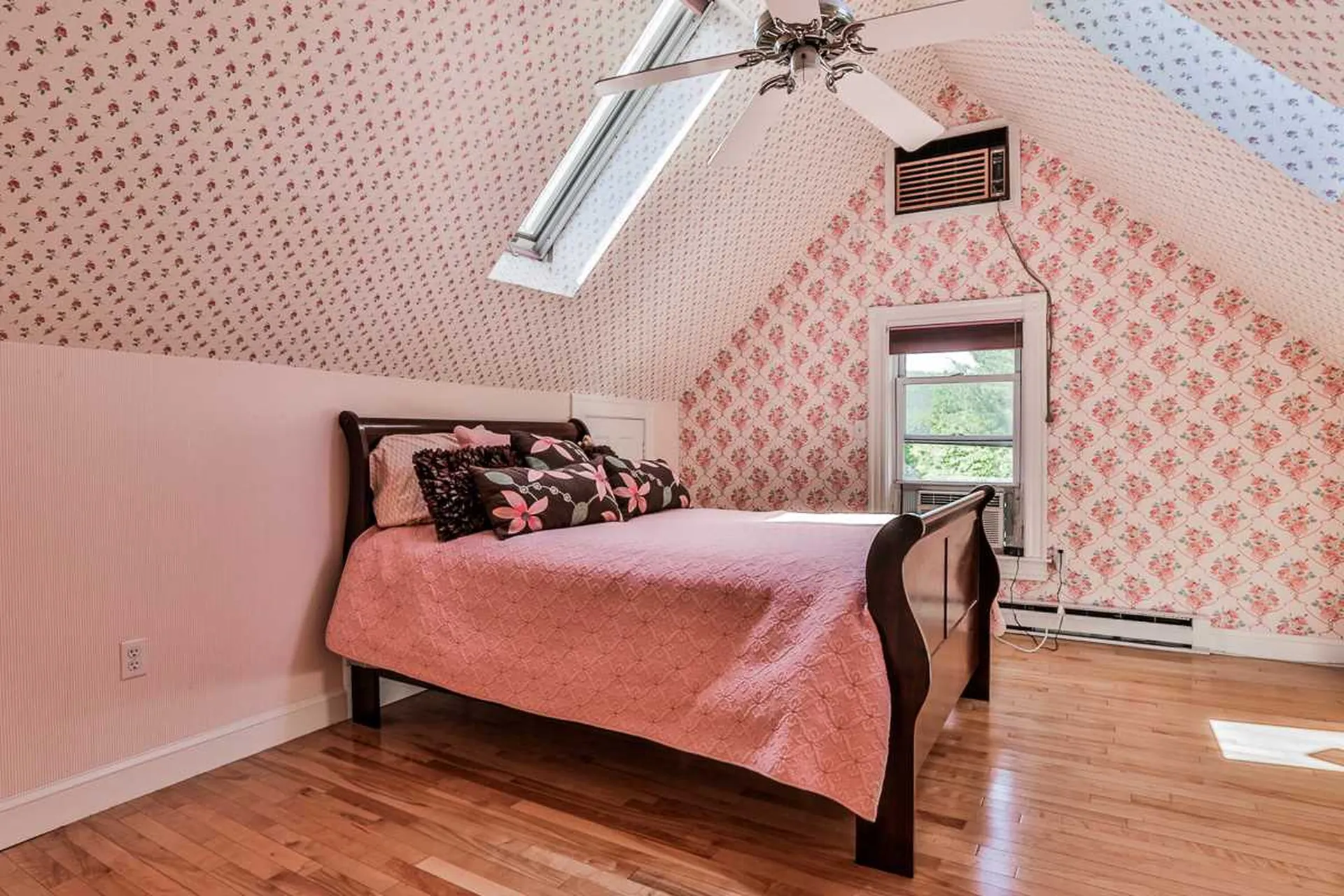 87 Maple Street Wilton NH 03086