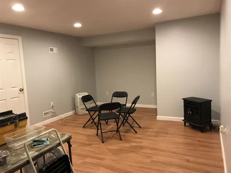 28 Peaslee Drive Pembroke NH 03275