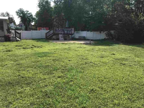 28 Peaslee Drive Pembroke NH 03275