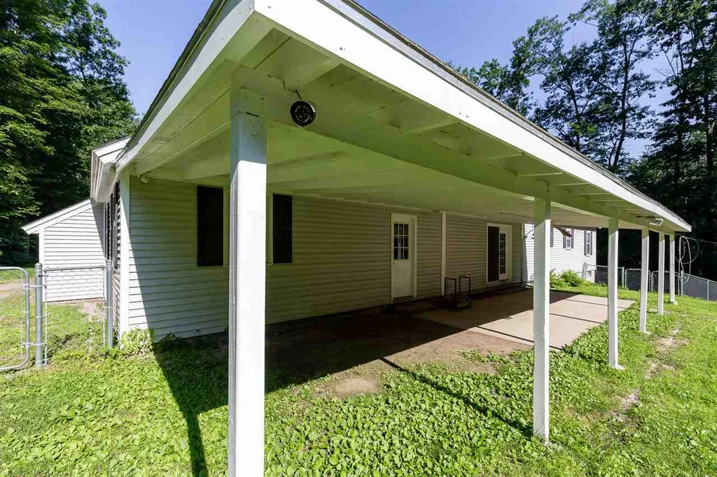 28 Brek Drive Merrimack NH 03054