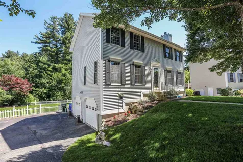 131 Aaron Drive Manchester NH 03109