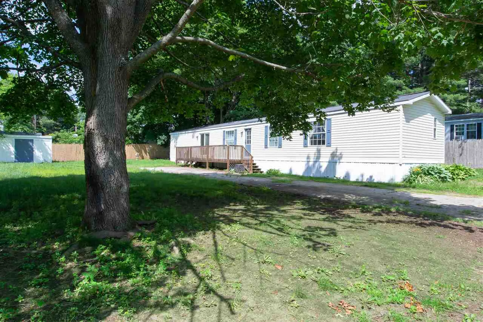 13 Debra Avenue Raymond NH 03077