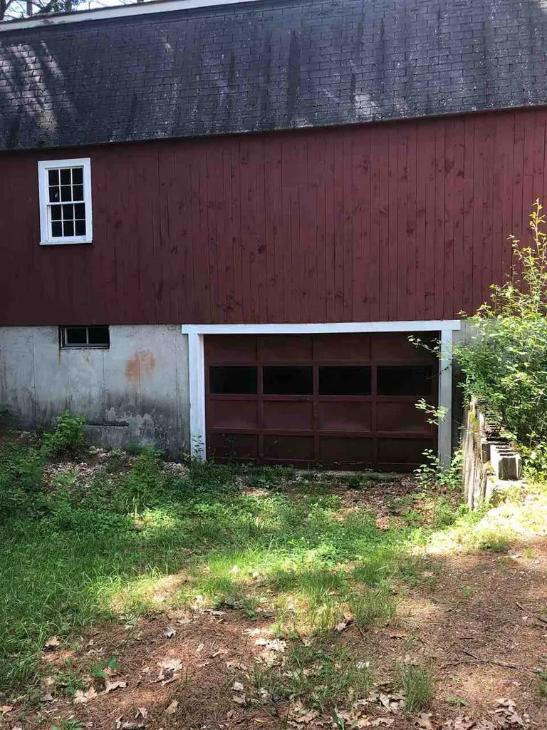 158 Chestnut Hill Road Rochester NH 03867