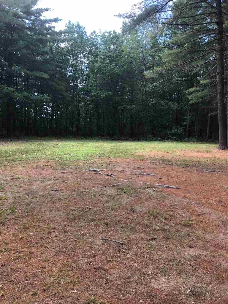 158 Chestnut Hill Road Rochester NH 03867