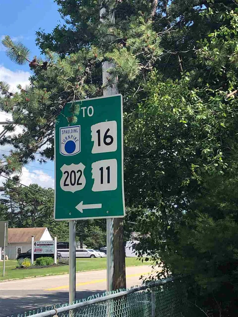 158 Chestnut Hill Road Rochester NH 03867