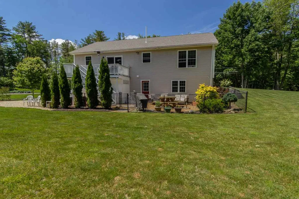 107 France Road Barrington NH 03825