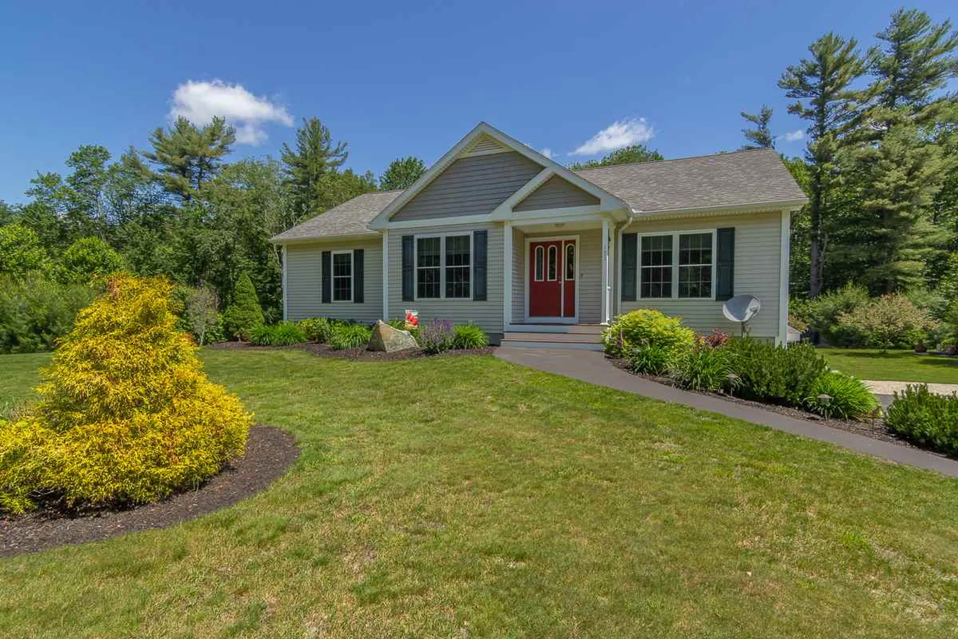 107 France Road Barrington NH 03825
