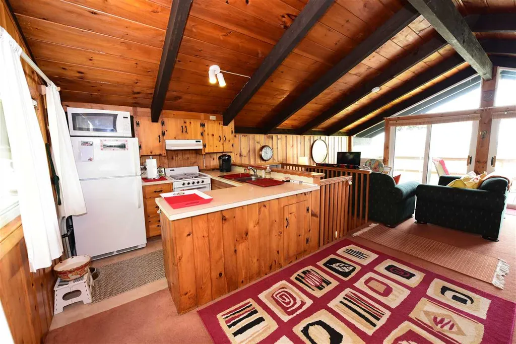 3 Lakeview Drive Madison NH 03849