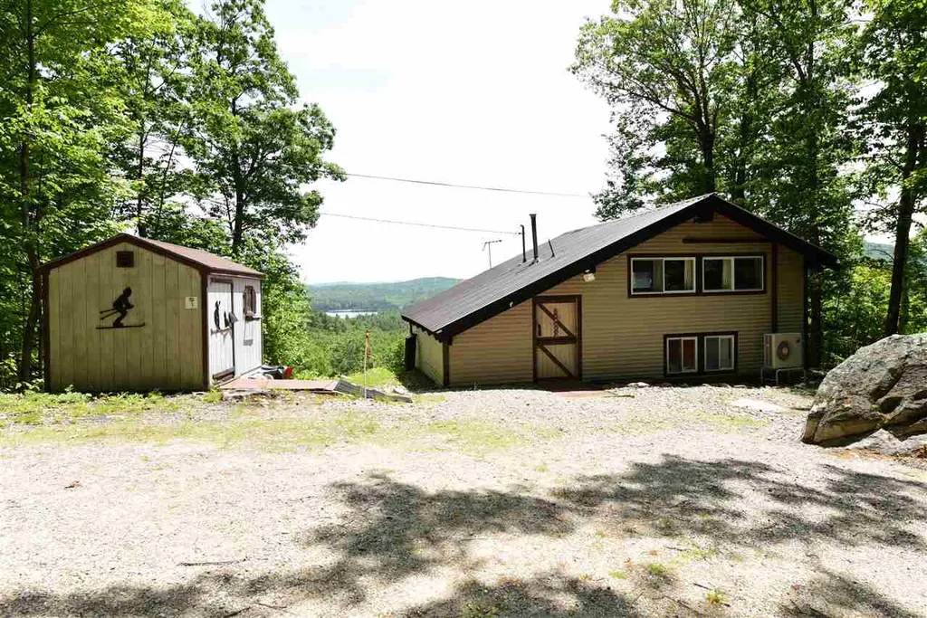 3 Lakeview Drive Madison NH 03849