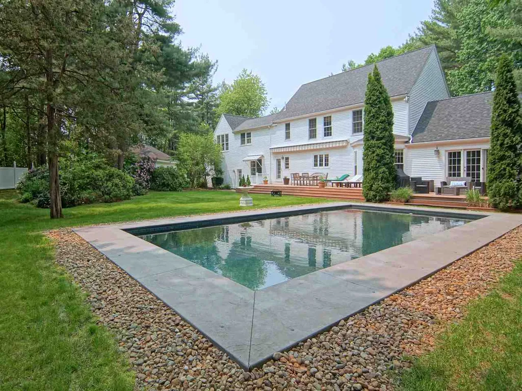 89 Tidewater Farm Road Greenland NH 03840