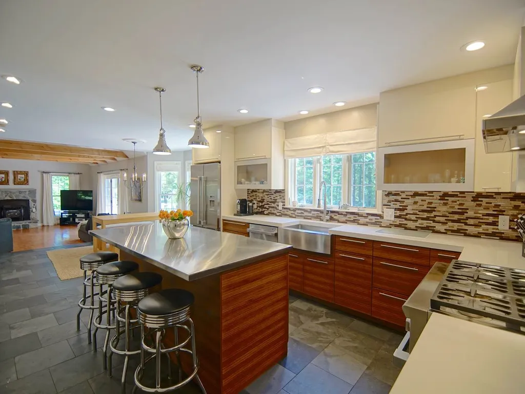 89 Tidewater Farm Road Greenland NH 03840