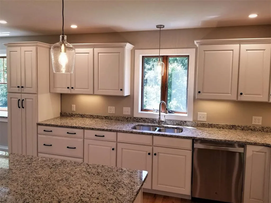 12 Basils Place Dover NH 03820