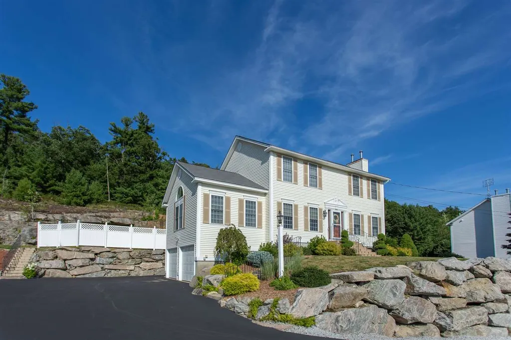 94 Rosegate Farm Drive Manchester NH 03109