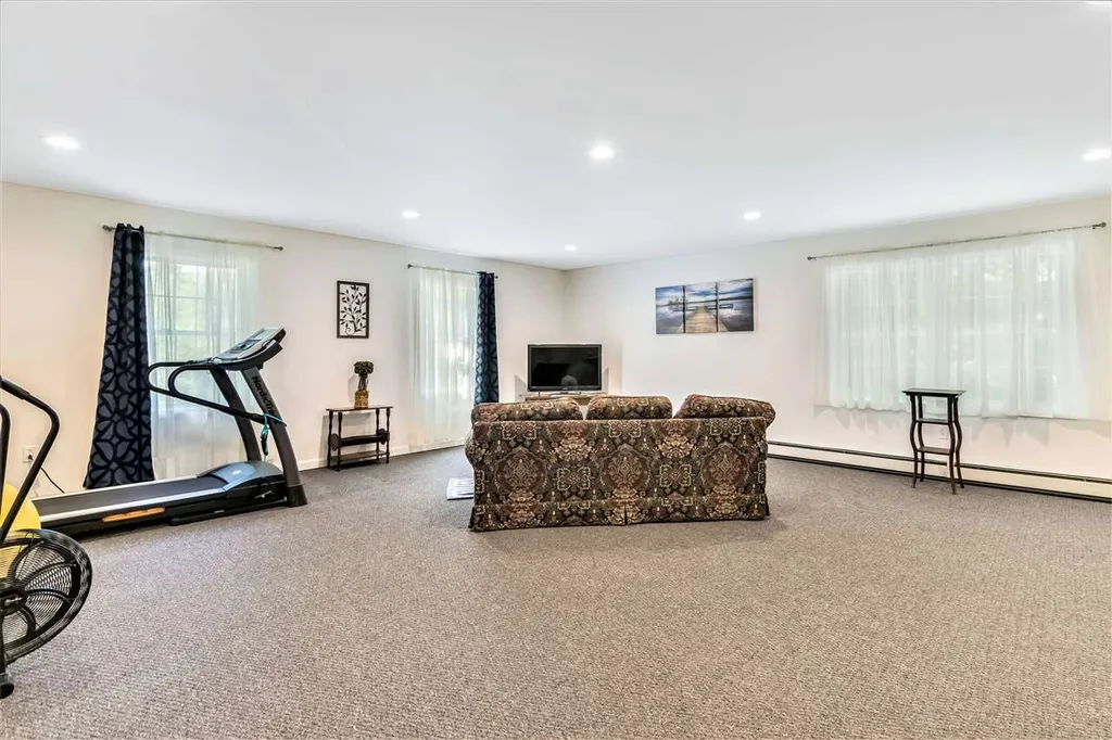 42 Brewster Road Fairfax VT 05454