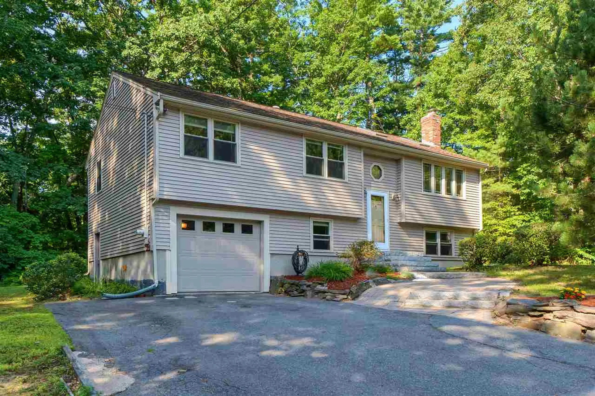 5 Elsie Avenue Salem NH 03079